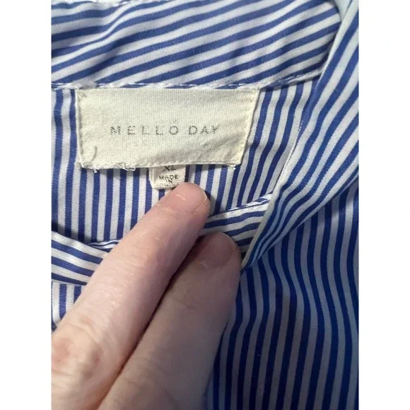 Mello Day Blue White Striped Mock Neck Tiered Ruffle Bell Sleeve Top XL - Picture 2 of 7